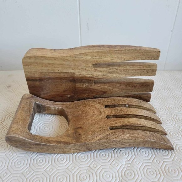 Vintage Wooden Salad Forks ~ Beautiful look for your family gatherings - Picture 1 of 4